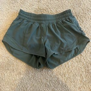 Lululemon hotty hot shorts - green